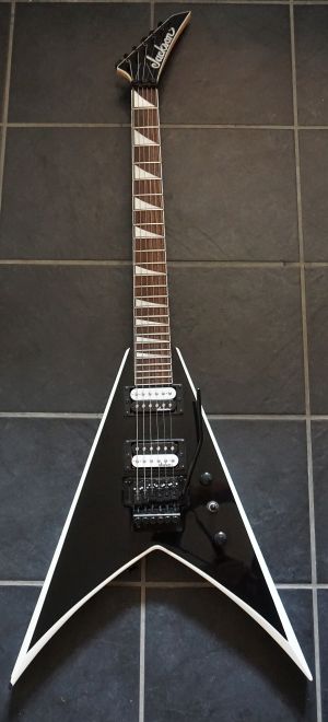 Jackson King V JS 32